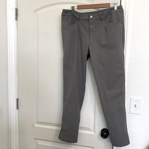Lululemon, New without tags, Mens ABC Slim Pant, 34x30, army green, 5 pockets